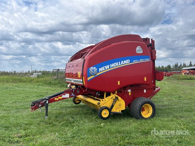 2016 New Holland Roll Belt 560 Round Baler