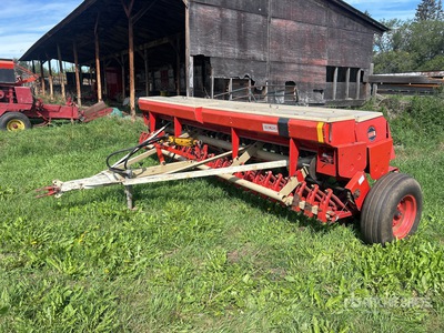 Melroe 244 14 ft Zaaimachine
