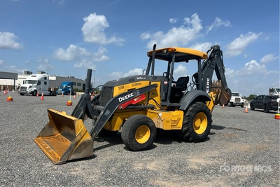 2022 John Deere 310L EP 4x2 Retroexcavadora