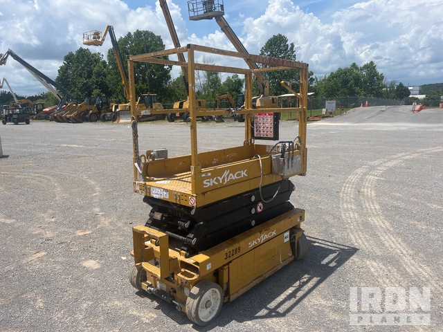 ELEVADOR TIJERA 2018 SKYJACK SJIII3219