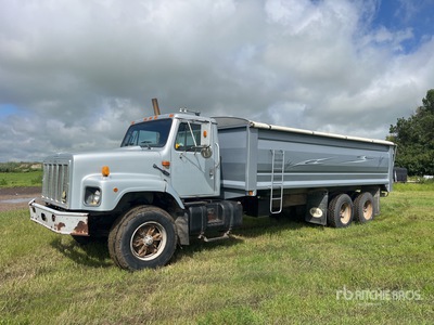 1994 International 6x4 Grain Truck