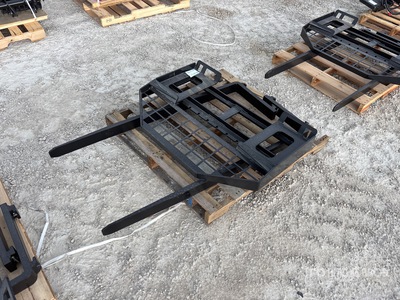 2025 GIYI GY-FK 60 in Skid Steer Forks (Unused)