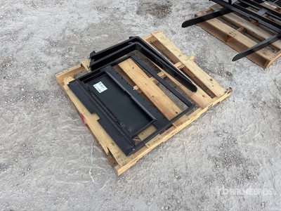 2025 GIYI GY-FK 30 in Mini Skid Steer Forks (Unused)