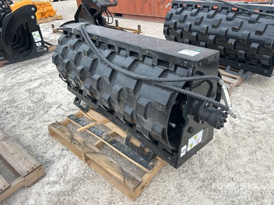2025 GIYI GY-CW59 60 in Skid Steer Vibratory Roller (Unused)