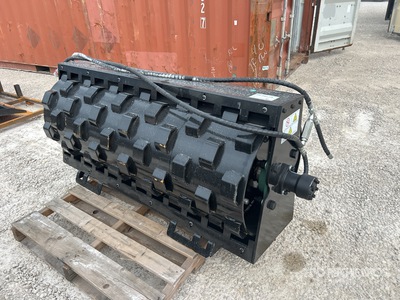 2025 GIYI GY-CW59 60 in Skid Steer Vibratory Roller (Unused)