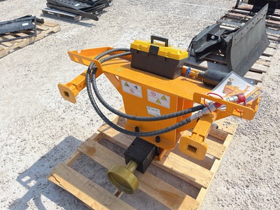2025 GIYI GY-AD680 Skid Steer Post Driver (Unused)
