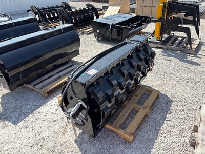 2025 GIYI GY-SCW46 56 in Rotation Compaction Wheel Różne Osprzęt do miniładowarek (Unused)
