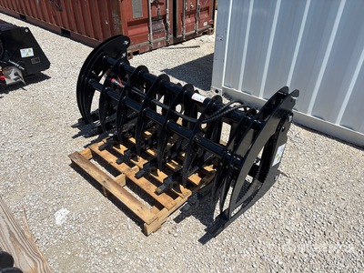 2025 GIYI GY-CLG72C 70 in Skeleton Skid Steer Grapple (Unused)