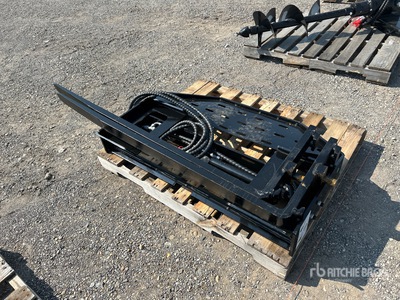 2025 GIYI GY-D CYHC Skid Steer Forks (Unused)