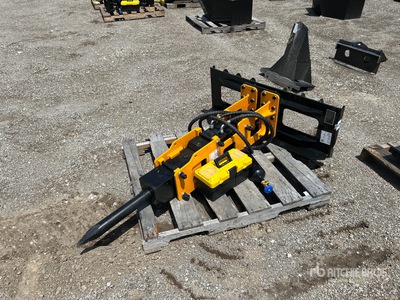 2025 GIYI GY-P680 67 in Q/C Skid Steer Breaker (Unused)