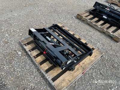 2025 GIYI GY-CYHC 29 in Mini Skid Steer Forks (Unused)
