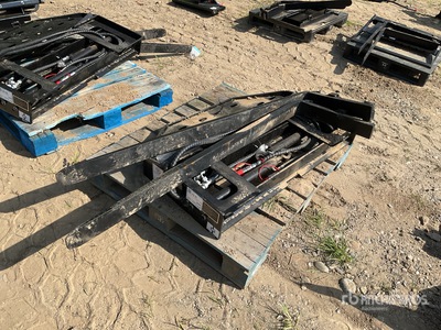 2025 GIYI GY D-CYHC 59 in Side Shift Skid Steer Forks (Unused)