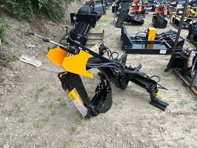 2025 GIYI GY-MBD85 8.5 in Mini Skid Steer Backhoe (Unused)