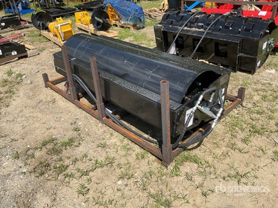 2025 GIYI GY-VR66 72 in Skid Steer Vibratory Roller (Unused)