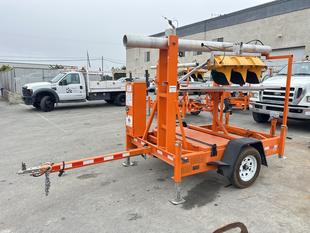 2023 North America Traffic Gen3-PTL 2.4X S/A Solar Traffic Light