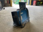Picture, Right Front Corner