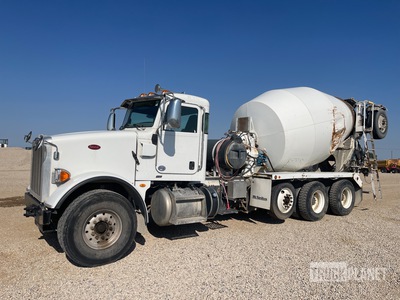 2015 Peterbilt 365 10x4 Beton-Fahrmischer