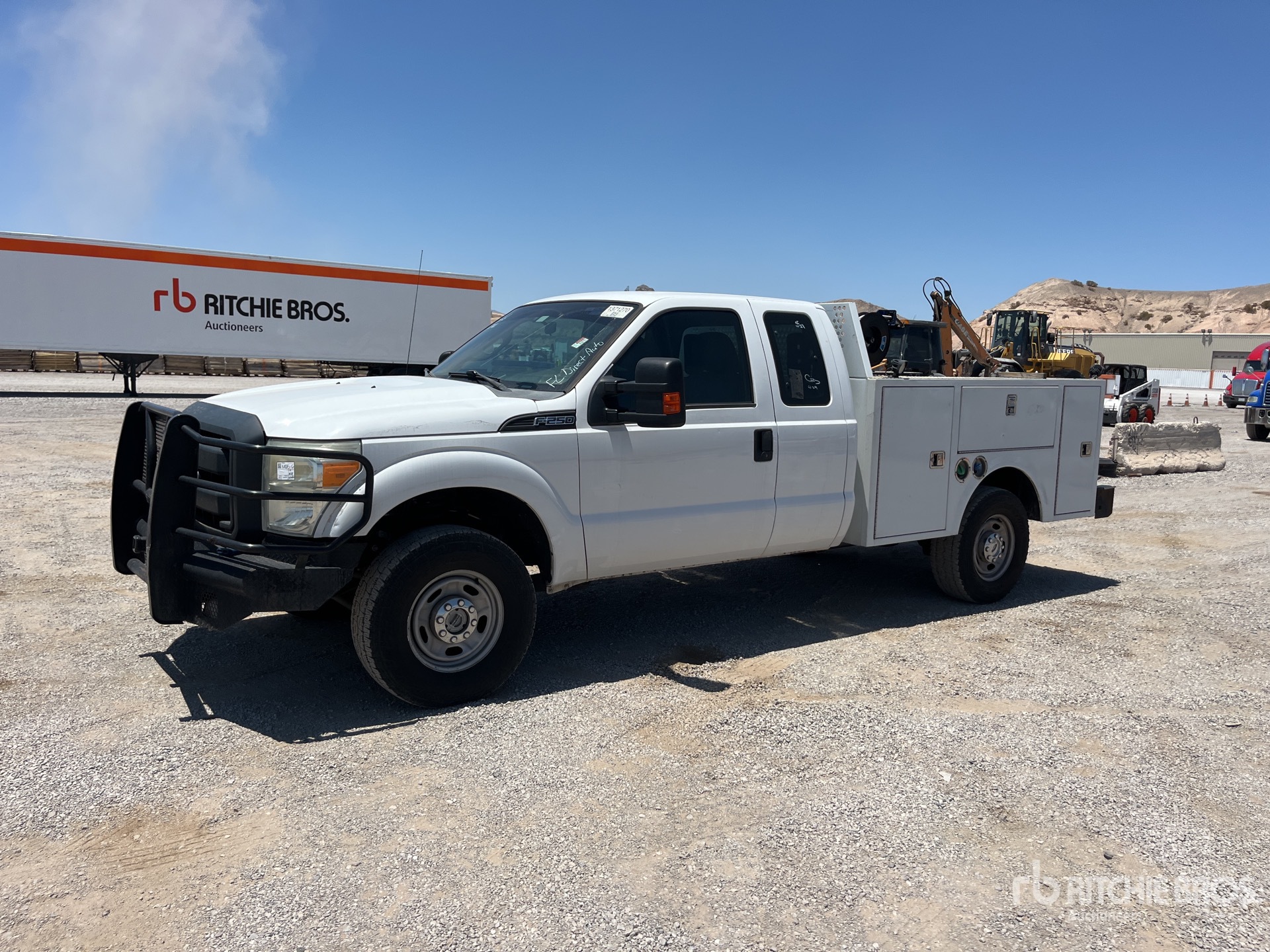 2015 Ford F-250 XL 4x4 Extended Cab Utility Truck