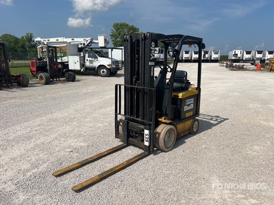 2011 Yale ERC050VG 4000 lb Chariot Élévateur Électrique