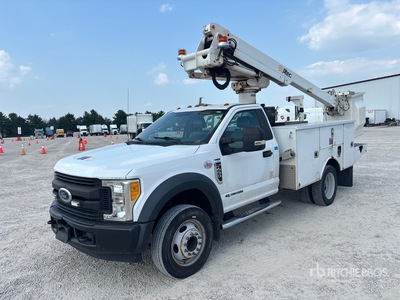 2017 Altec AT235 35 ft on 2017 Ford F-450 Power stroke 4x2 Bucket Truck