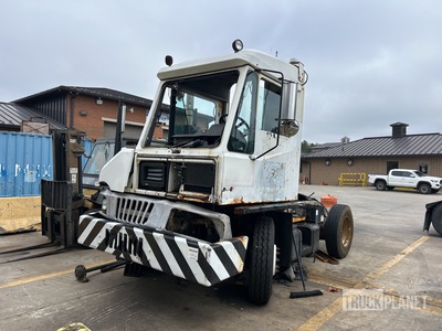 2019 Ottawa Switcher 4x2 Tracteur de manœuvre (Inoperable)