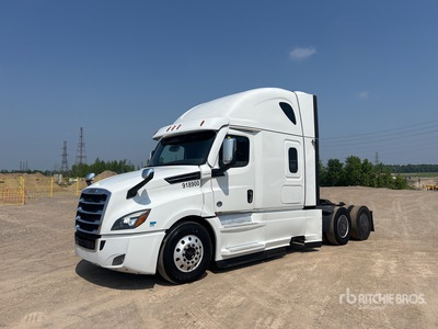2022 Freightliner Cascadia 126 6x4 Sleeper Truck Tractor