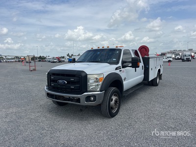 2013 Ford F-450 XL 4x2 Crew Cab Utility Truck