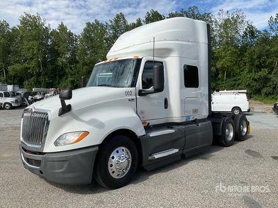 2020 International LT625 6x4 Cabeza Tractora Cabina Dormitorio