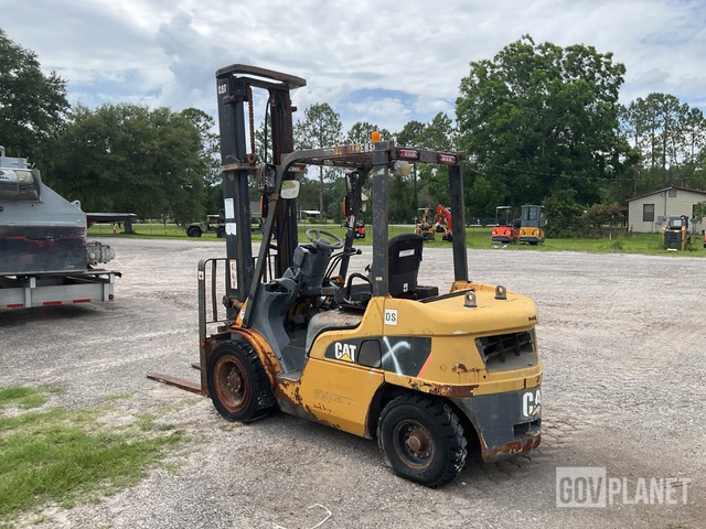 Surplus Cat 2PD6000 Forklift in Lake Butler, Florida, United States ...