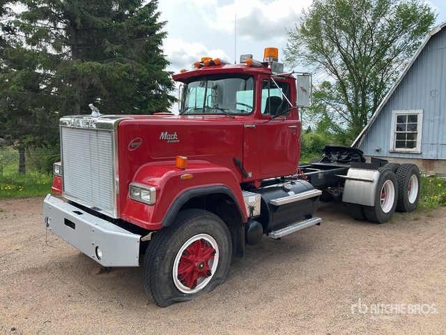 For Mack R 1991 1991 Mack RW713 6x4 SUPER LINER Tracteur Routier | Ritchie Bros ...