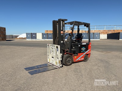2019 UniCarriers BXC60N 4500 lb Electric Forklift