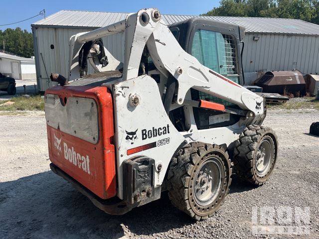 MINI CARGADOR SOBRE RUEDAS 2014 BOBCAT S570