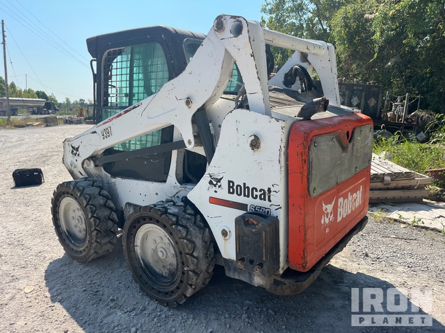 MINI CARGADOR SOBRE RUEDAS 2014 BOBCAT S570