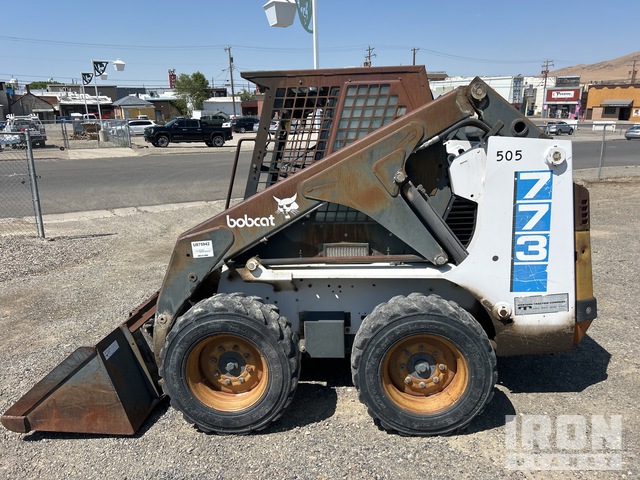 MINI CARGADOR SOBRE RUEDAS 1995 BOBCAT 773
