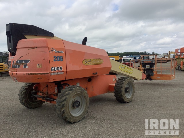 ELEVADOR TELESCóPICO 2013 JLG 4WD 600S