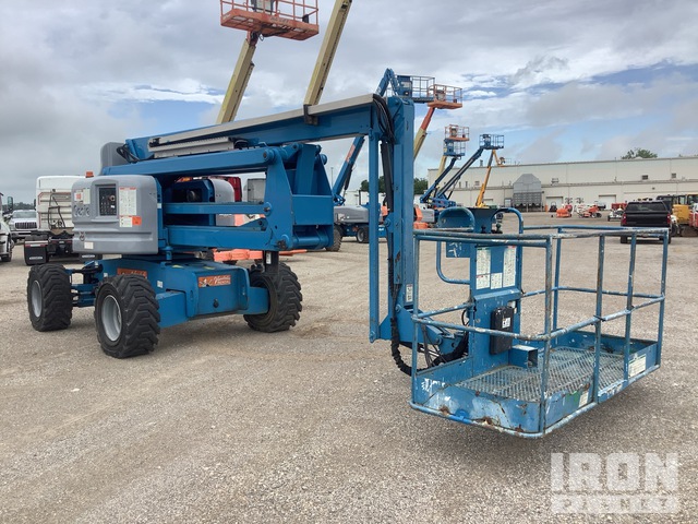 ELEVADOR ARTICULADO 2009 GENIE 4WD Z6034