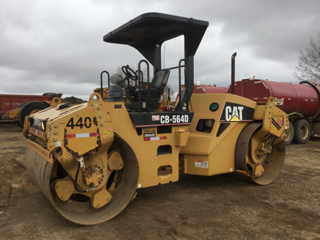 2006 Cat CB-564D Double Drum Roller 2006 Cat CB-564D Double Drum Roller