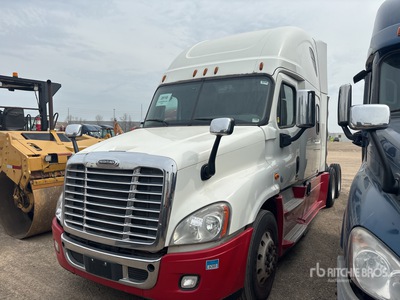 2016 Freightliner Cascadia 125 6x4 Ciągnik siodłowy T/A z kabiną sypialną (Inoperable)