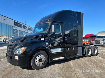 2020 Freightliner Cascadia 126 6x4 T/A Sleeper Truck Tractor