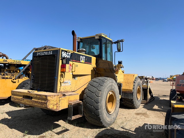 1998 Cat 966F Series II Wheel Loader (Inoperable) in Nisku