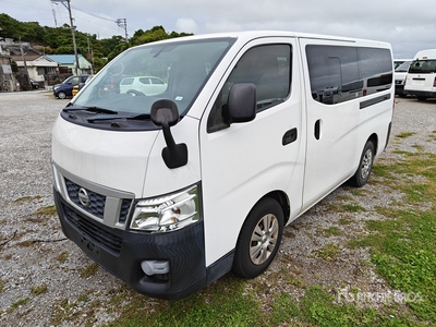 Nissan CARAVAN Automovil