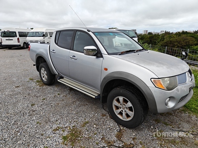 Mitsubishi Triton Pickup