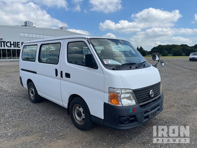 2010 Nissan CARAVAN Furgoneta de pasajeros