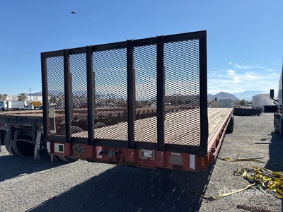 1986 Fruehauf PB80-F2-48 48 ft T/A Flatbed Trailer