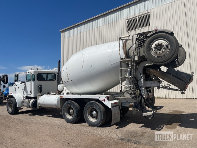CAMIóN REVOLVEDOR 2014 PETERBILT MCNEILUS 10.5 CYD