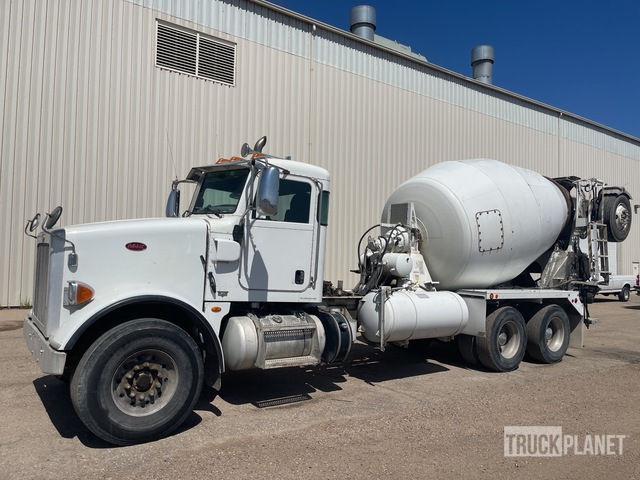 CAMIóN REVOLVEDOR 2014 PETERBILT MCNEILUS 10.5 CYD