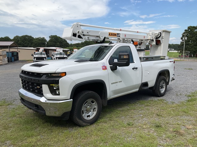 2021 Axion UR3410 27 ft on 2021 Chevrolet Silverado 2500HD 4x4 Bucket Truck