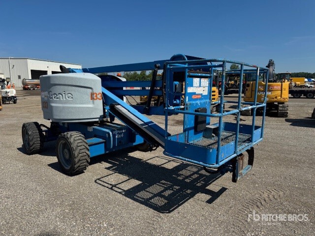 ELEVADOR ARTICULADO 2014 GENIE 4WD Z4525