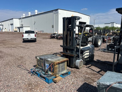 2015 Crown SC5200 3250 lb Electric Forklift (Inoperable)