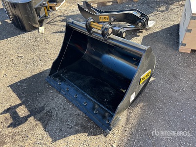 Bolt 42 in Excavator Bucket (Unused)